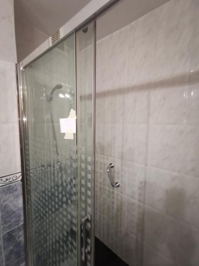 Comoda Vivienda En Хуеска Екстериор снимка